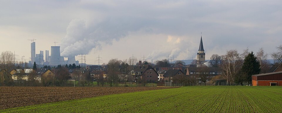 Umzug von Rommerskirchen nach Zypern per Container: Stadtansicht Rommerskirchen – Foto: Kateer, Public domain, via Wikimedia Commons Umzug von Rommerskirchen nach Zypern per Container: Stadtansicht Rommerskirchen
