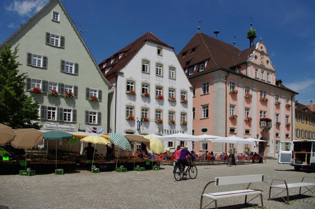 Umzug von Rottenburg am Neckar nach Zypern per Container: Rottenburg, Marktplatz, geograph.org.uk, in Rottenburg am Neckar
