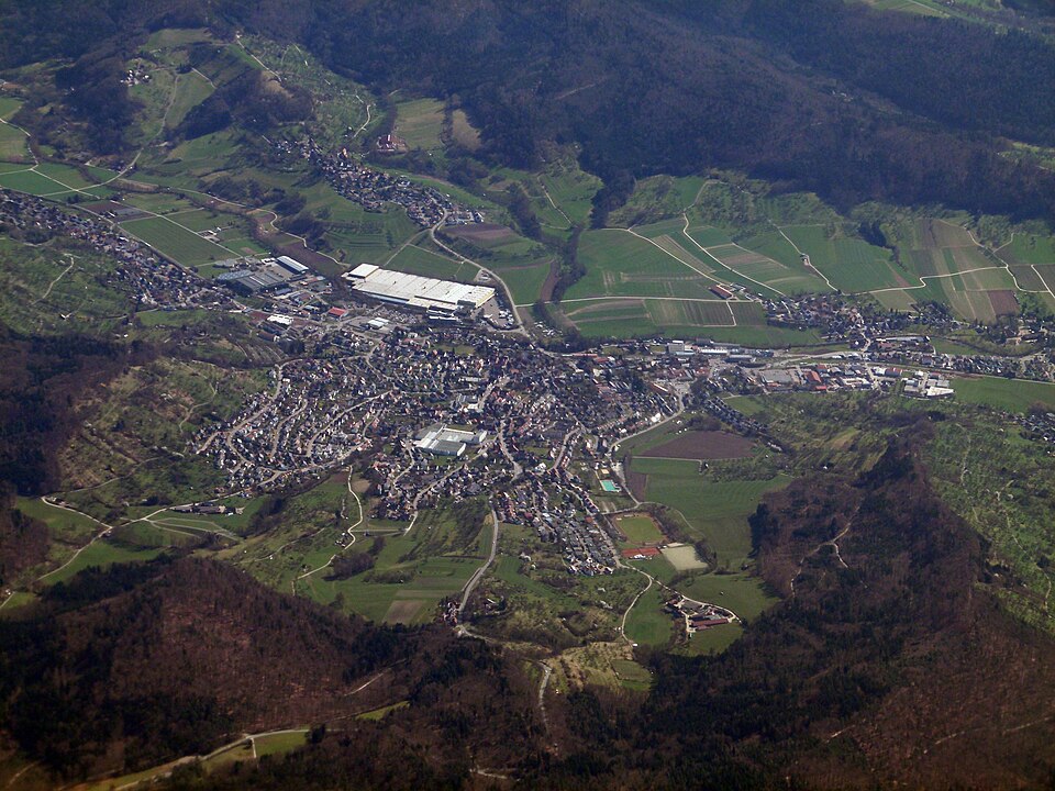 Umzug von Rudersberg nach Zypern per Container: Stadtansicht Rudersberg – Foto: Dr. Bernd Gross, CC BY-SA 3.0, via Wikimedia Commons Umzug von Rudersberg nach Zypern per Container: Stadtansicht Rudersberg
