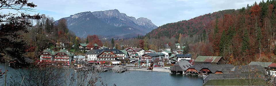 Umzug von Schönau am Königssee nach Zypern per Container: Koenigssee Ort in Schönau am Königssee – Foto: Andreas Schmidt, CC BY-SA 2.5, via Wikimedia Commons Umzug von Schönau am Königssee nach Zypern per Container: Koenigssee Ort in Schönau am Königssee