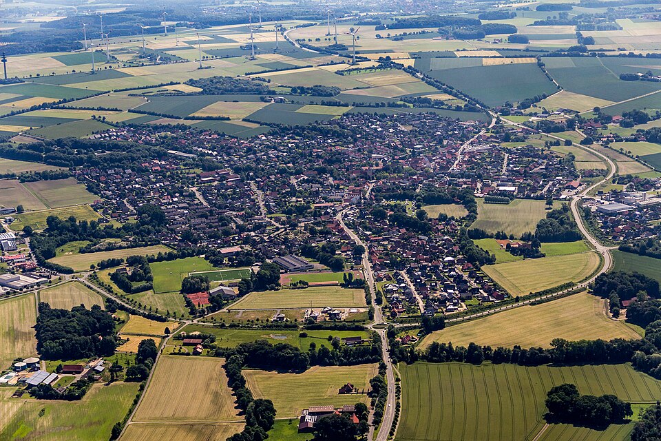 Umzug von Schöppingen nach Zypern per Container: Schöppingen, Ortsansicht – Foto: Dietmar Rabich, CC BY-SA 4.0, via Wikimedia Commons Umzug von Schöppingen nach Zypern per Container: Schöppingen, Ortsansicht