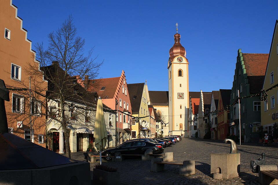 Umzug von Schwandorf nach Zypern per Palette: Schwandorf oberer Marktplatz