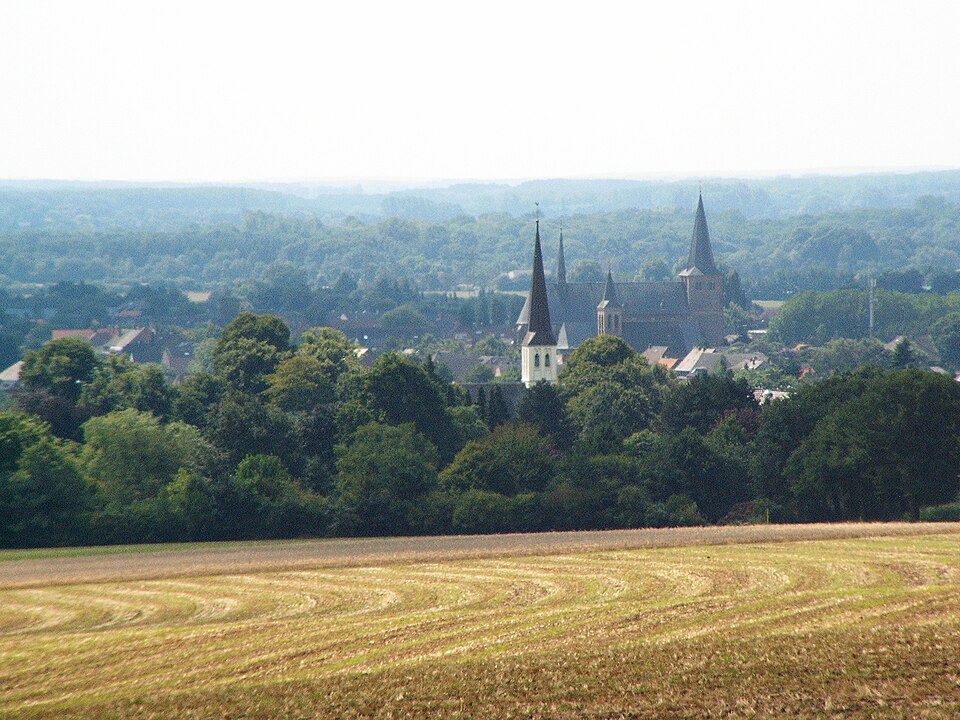 Umzug von Sonsbeck nach Zypern per Container: Stadtansicht Sonsbeck – Foto: Benutzer:Semiliki, CC BY-SA 3.0, via Wikimedia Commons Umzug von Sonsbeck nach Zypern per Container: Stadtansicht Sonsbeck
