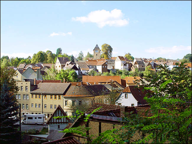 Umzug von Stadtroda nach Zypern per Container: Stadtansicht Stadtroda – Foto: ArtMechanic, CC BY-SA 3.0, via Wikimedia Commons Umzug von Stadtroda nach Zypern per Container: Stadtansicht Stadtroda