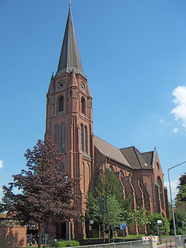 Umzug von Syke nach Zypern per Container: Syke Christuskirche – Foto: UResas, Public domain, via Wikimedia Commons Umzug von Syke nach Zypern per Container: Syke Christuskirche