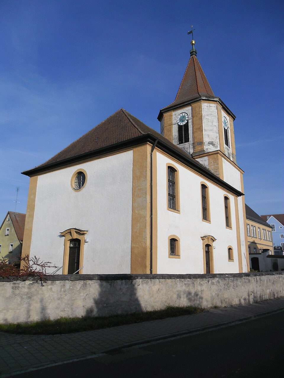 Umzug von Thalmässing nach Zypern per Container: St. Martin Alfershausen (OT Thalmässing) – Foto: Aarp65, CC BY-SA 3.0, via Wikimedia Commons Umzug von Thalmässing nach Zypern per Container: St. Martin Alfershausen (OT Thalmässing)