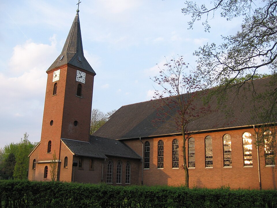 Umzug von Twist nach Zypern per Container: Kirche St Georg Twist