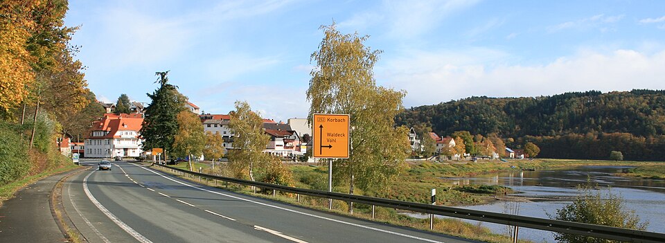 Umzug von Vöhl nach Zypern per Container: Vöhl-Herzhausen Edersee – Foto: Sir James, CC BY-SA 3.0, via Wikimedia Commons Umzug von Vöhl nach Zypern per Container: Vöhl-Herzhausen Edersee