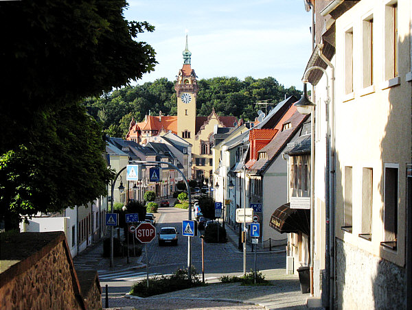 Umzug von Waldheim nach Zypern per Container: Stadtansicht Waldheim – Foto: Saxo, CC BY-SA 3.0, via Wikimedia Commons Umzug von Waldheim nach Zypern per Container: Stadtansicht Waldheim