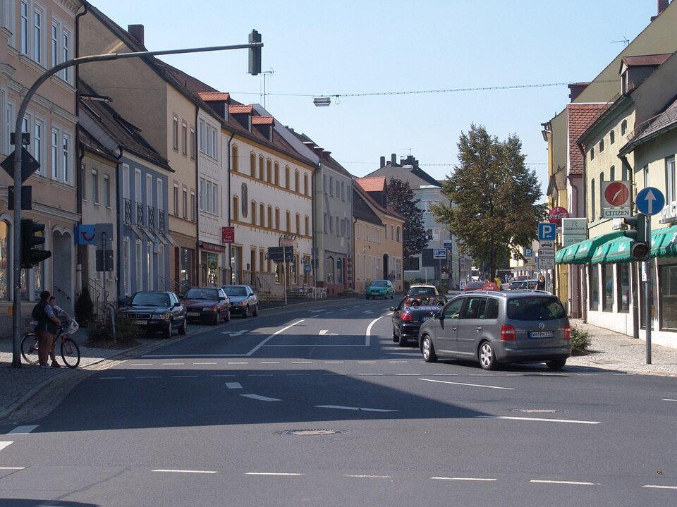 Umzug von Waldsassen nach Zypern per Container: Waldsassen Ludwigstr – Foto: Walter J. Pilsak, Waldsassen, CC BY-SA 3.0, via Wikimedia Commons Umzug von Waldsassen nach Zypern per Container: Waldsassen Ludwigstr