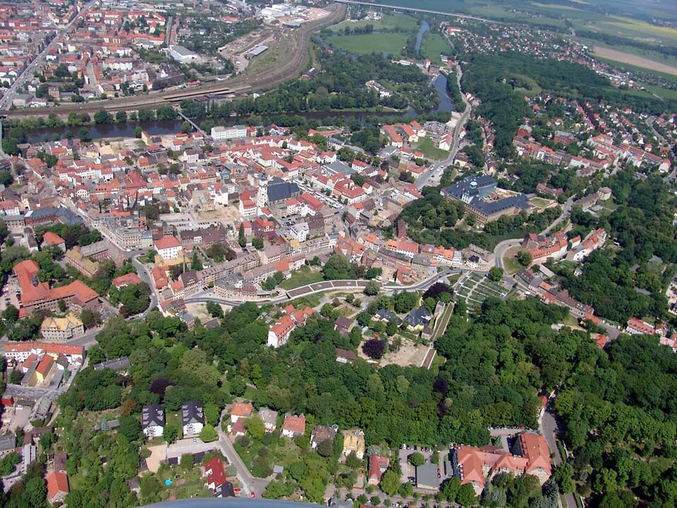 Umzug von Weißenfels nach Zypern per Container: Weissenfels Luftbild in Weißenfels