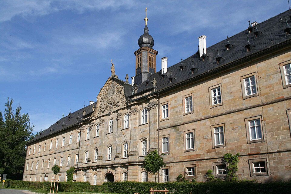 Umzug von Weitramsdorf nach Zypern per Container: Schloss in Weitramsdorf