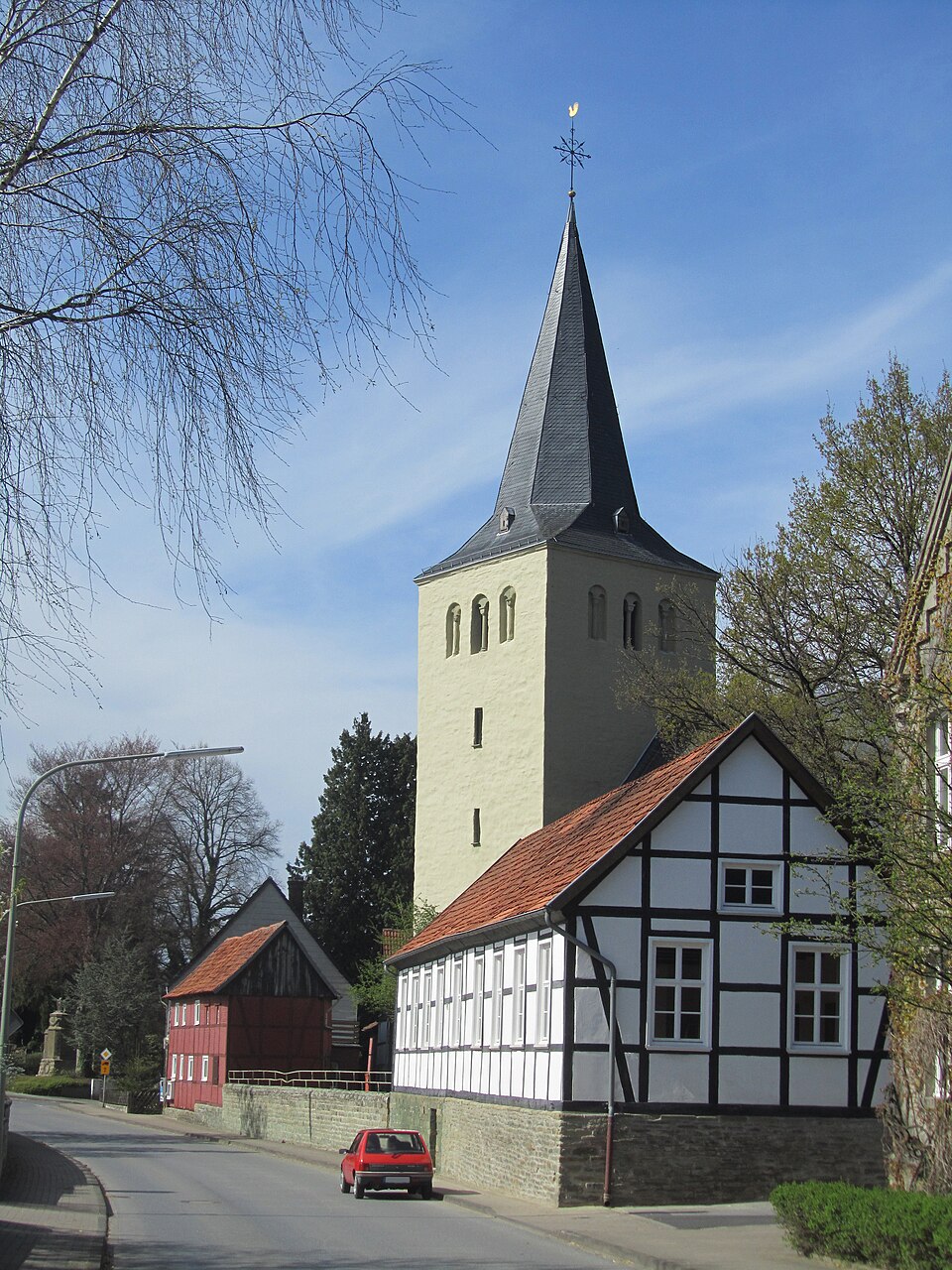 Umzug von Welver nach Zypern per Container: Schwefe, Turm von St. Severin in Welver