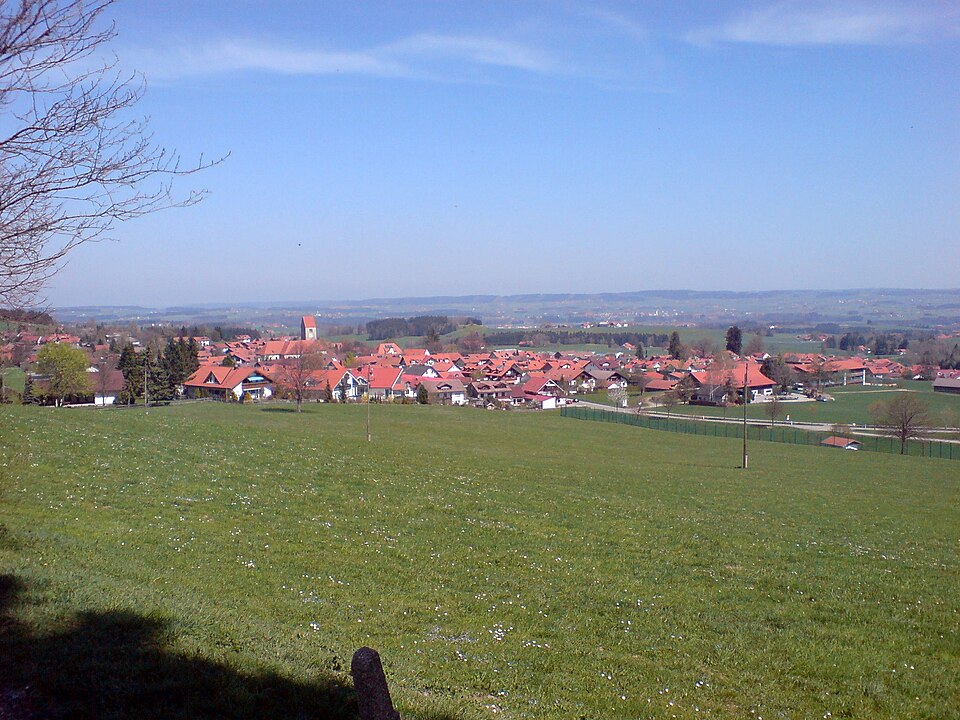 Umzug von Wiggensbach nach Zypern per Container: Stadtansicht Wiggensbach – Foto: Pionic, CC BY-SA 3.0, via Wikimedia Commons Umzug von Wiggensbach nach Zypern per Container: Stadtansicht Wiggensbach