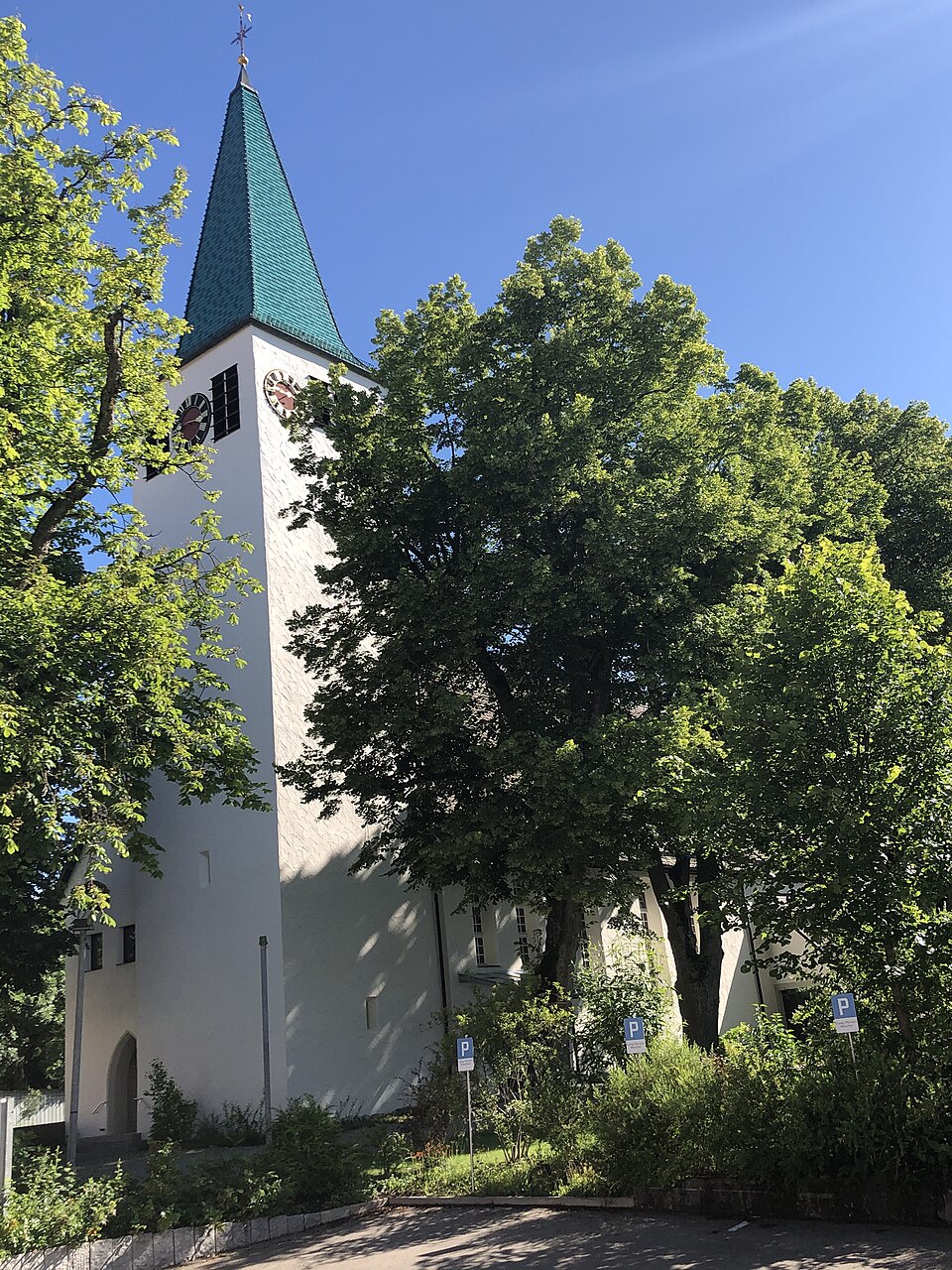 Umzug von Winterlingen nach Zypern per Container: Evangelische Kirche Winterlingen