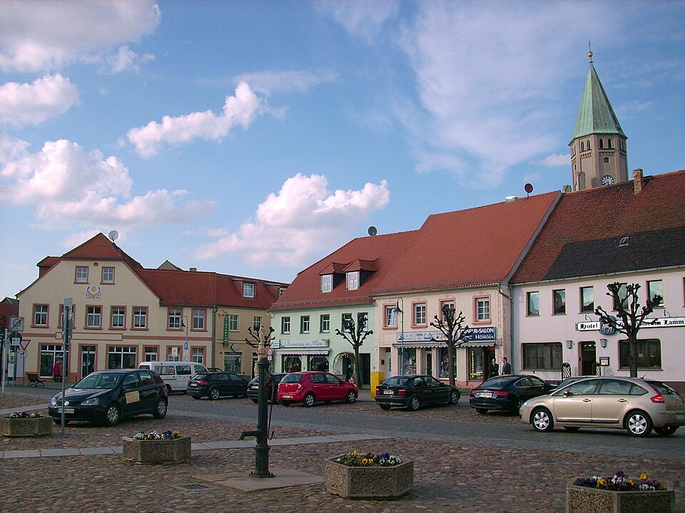 Umzug von Wittichenau nach Zypern per Container: Markt Wittichenau